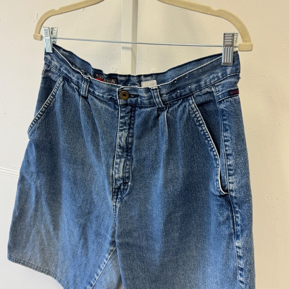 Vintage Brittania Mens Denim Shorts Blue Pleated High Rise Mid Wash 30 Waist - Picture 3 of 8